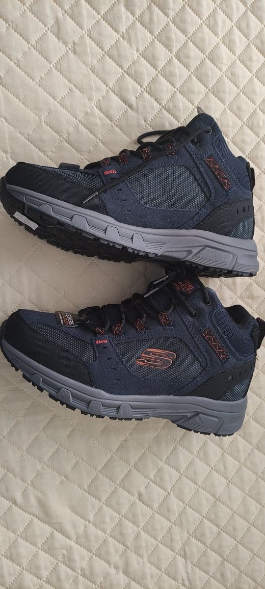 Skechers outdoor, ghete piele, noi, măr.42, comode, ușoare, cãlduroase