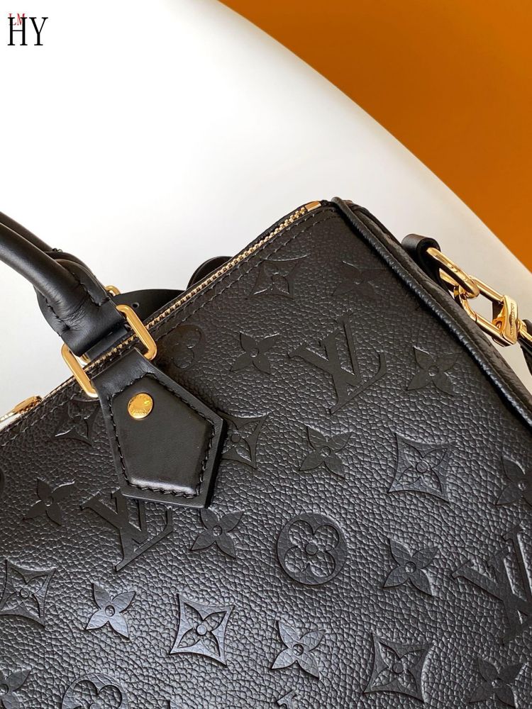 Geanta Louis Vuitton 30 stoc