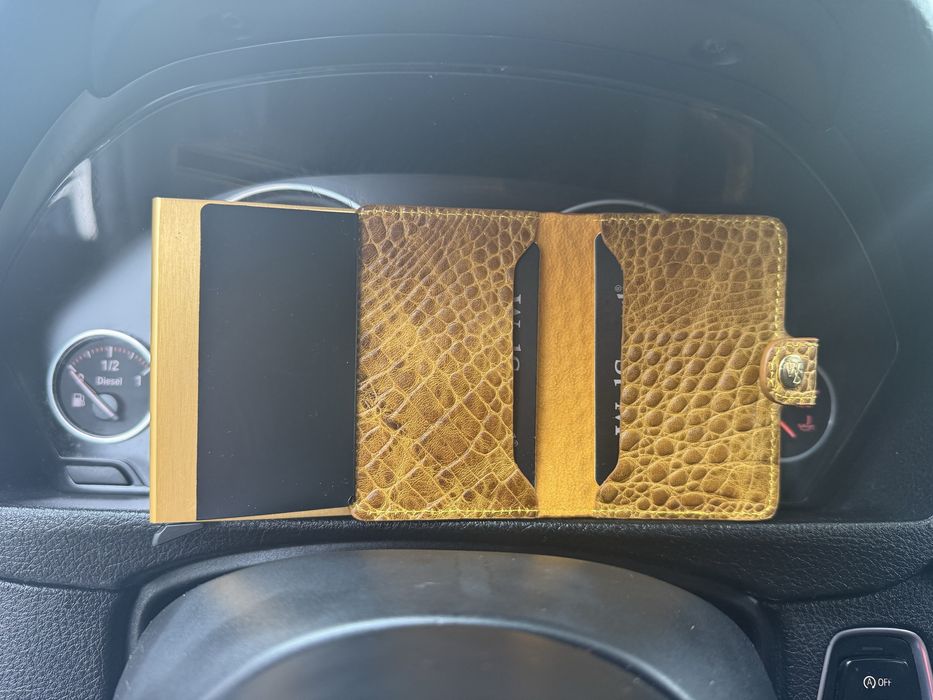 Mini Croco Естествена кожа