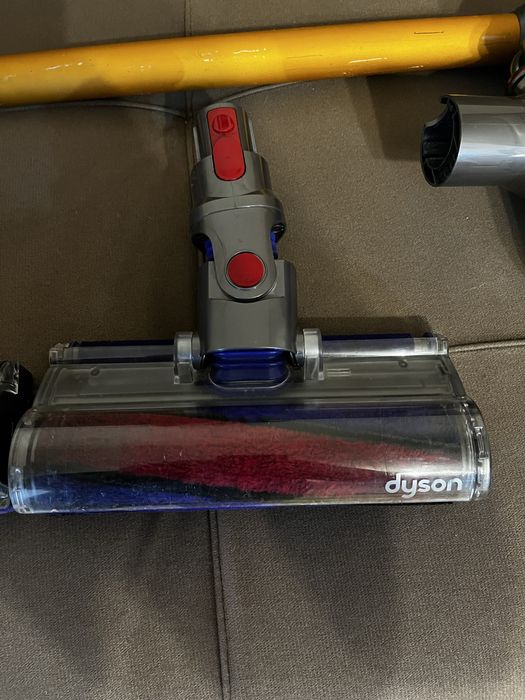 пылесос dyson v8