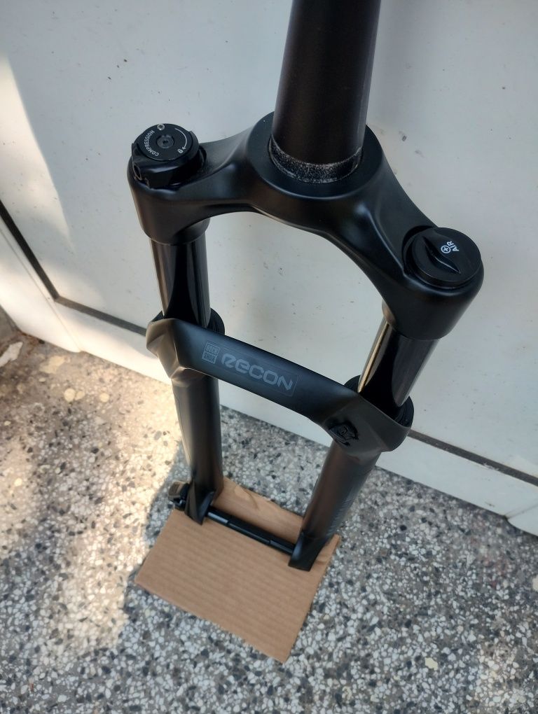 Нови вилки Suntour-26”,27.5”,28”и29”.Rock Shox-27.5”и 29"