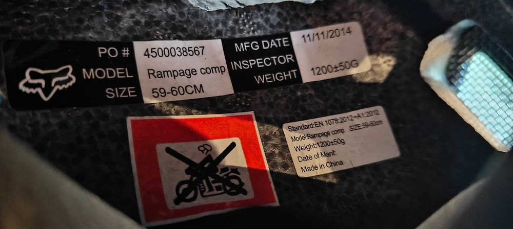 Мъжка каска за велосипед Fox Rampage, L размер