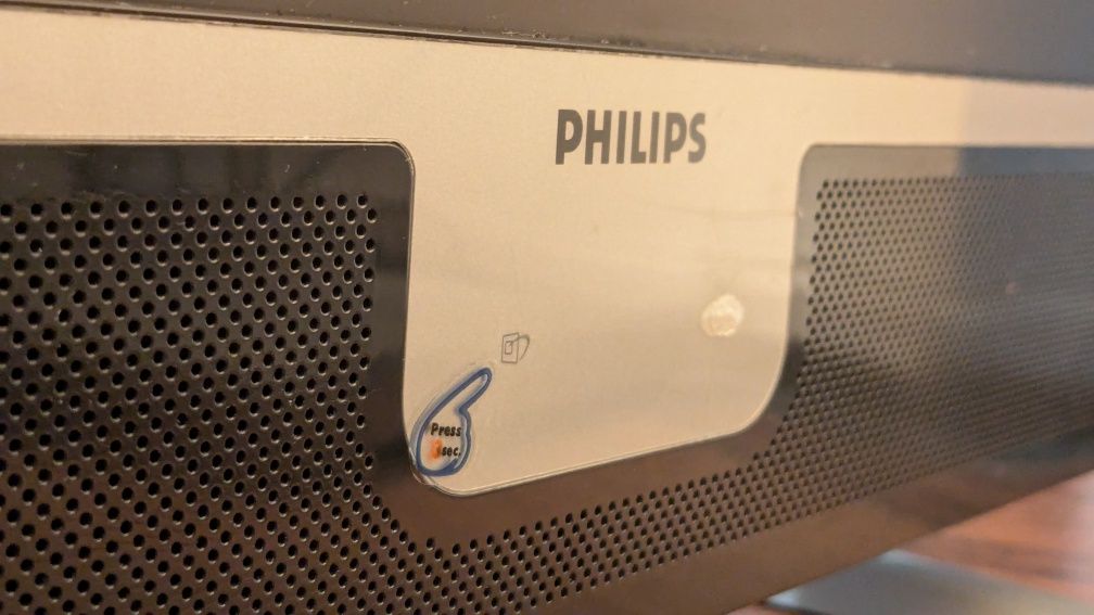 Монитор Philips 190X7 19 инча