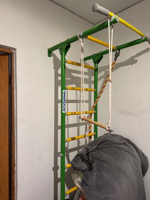 Продам Шведскую  стену