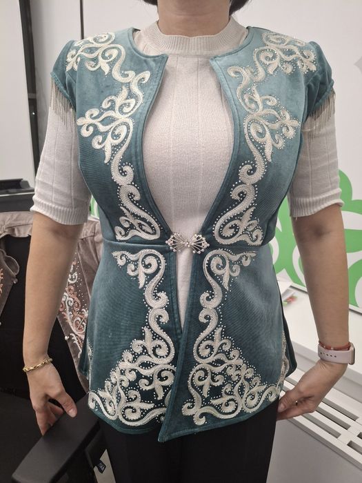 Камзол  женский р 44-46