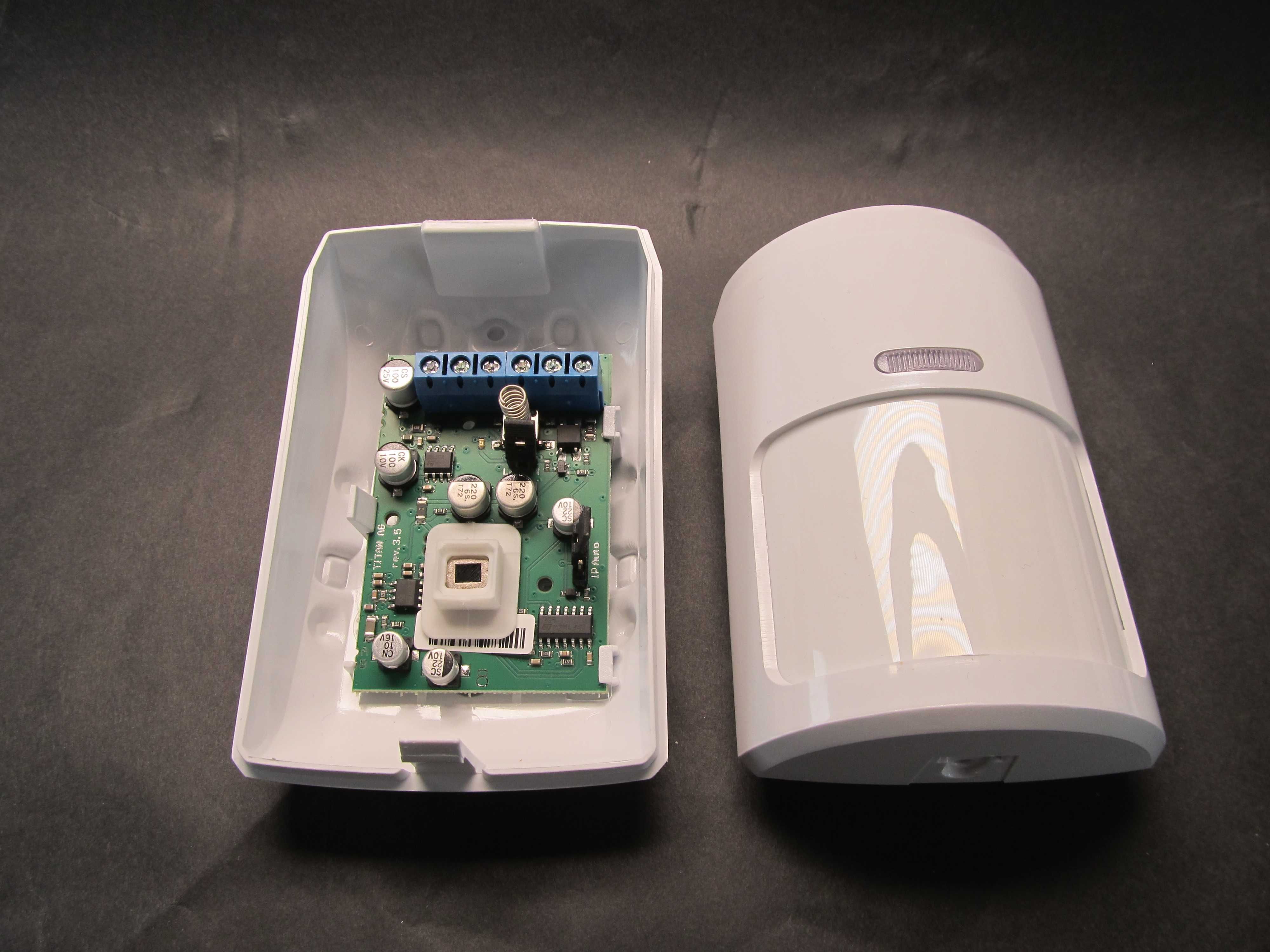 Цифров PIR детектор - Teletek Electronics TITAN DL