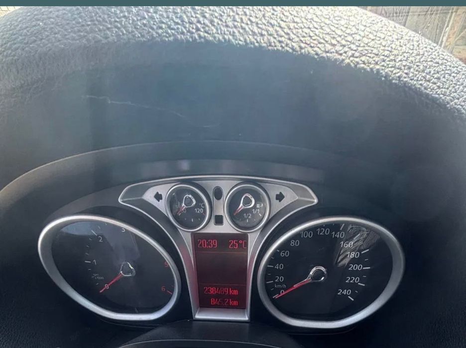 Ford Kuga 2 0 1 1