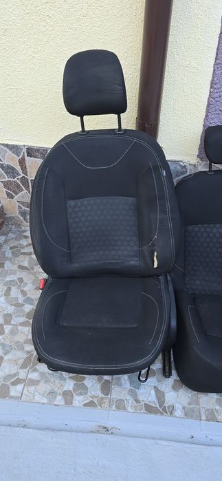 Vând scaune Dacia Sandero an 2016