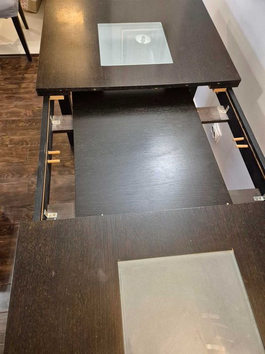 set masa living extensibila si scaune