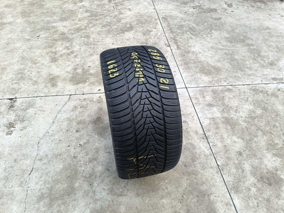 O anvelopa iarna 285 30 21 hankook winter Icept evo3 cu 7,8 mm 1623