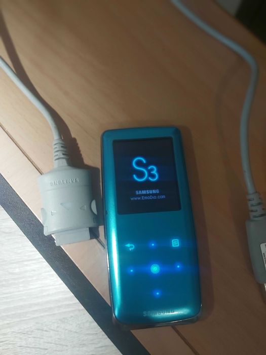 Mp 3 Player Samsung YP-S3 – Design Slim, Funcții Multimedia