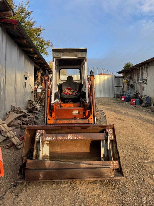Utilaj miniîncărcător "Bobcat"