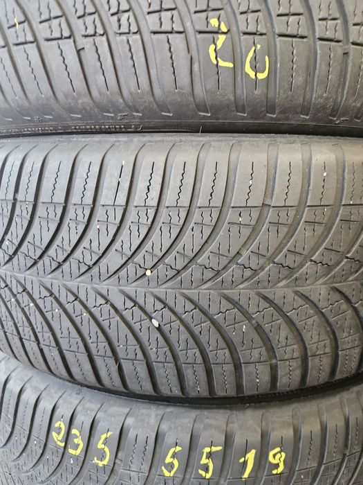 Гуми 235/55/19 Всесезонни