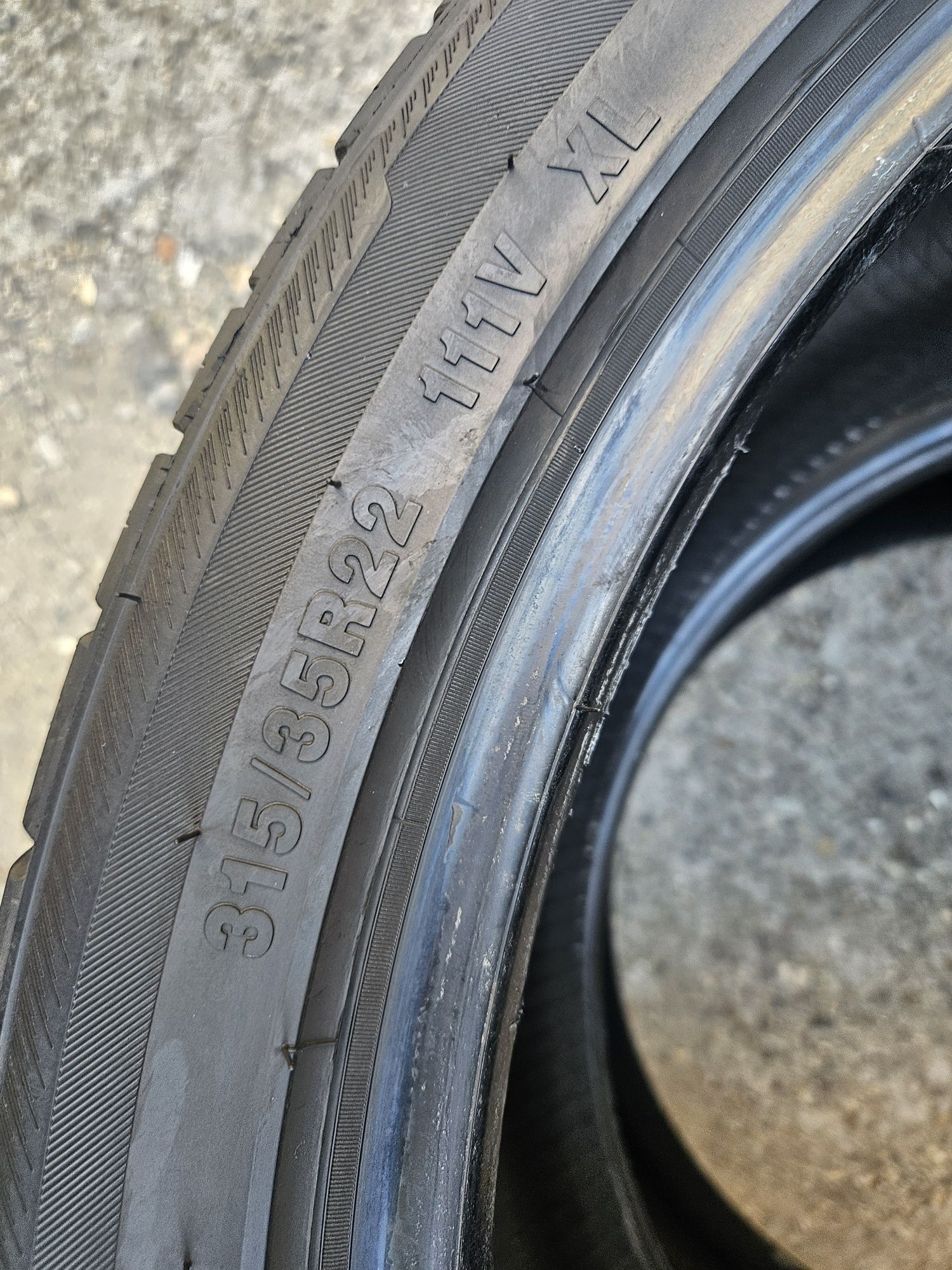 Гуми Спорт Пакет 275/40/22 & 315/35/22