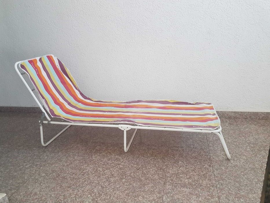Pat / sezlong pliabil 140 lei