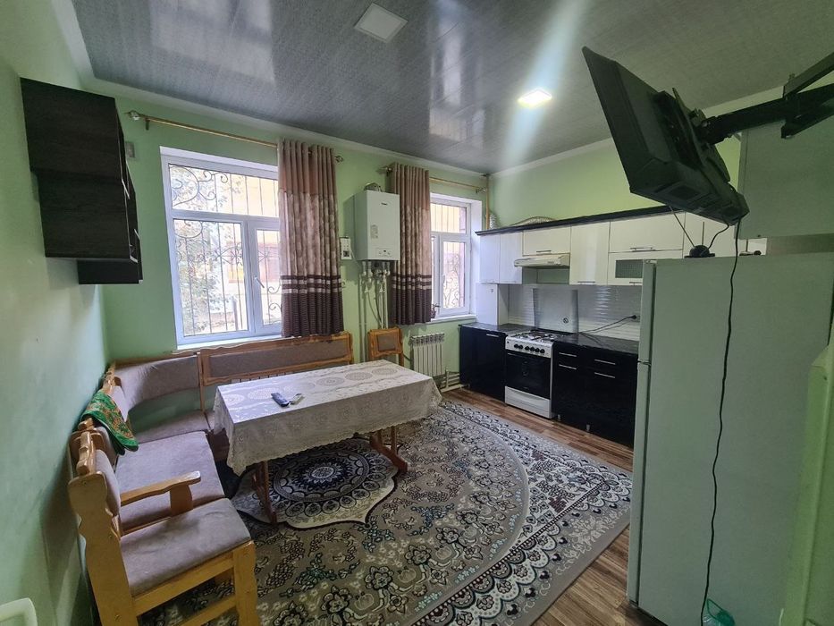 1 xonali kvartira sotiladi