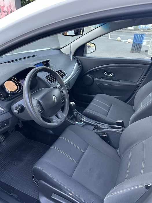 Inchiriere auto rent a car