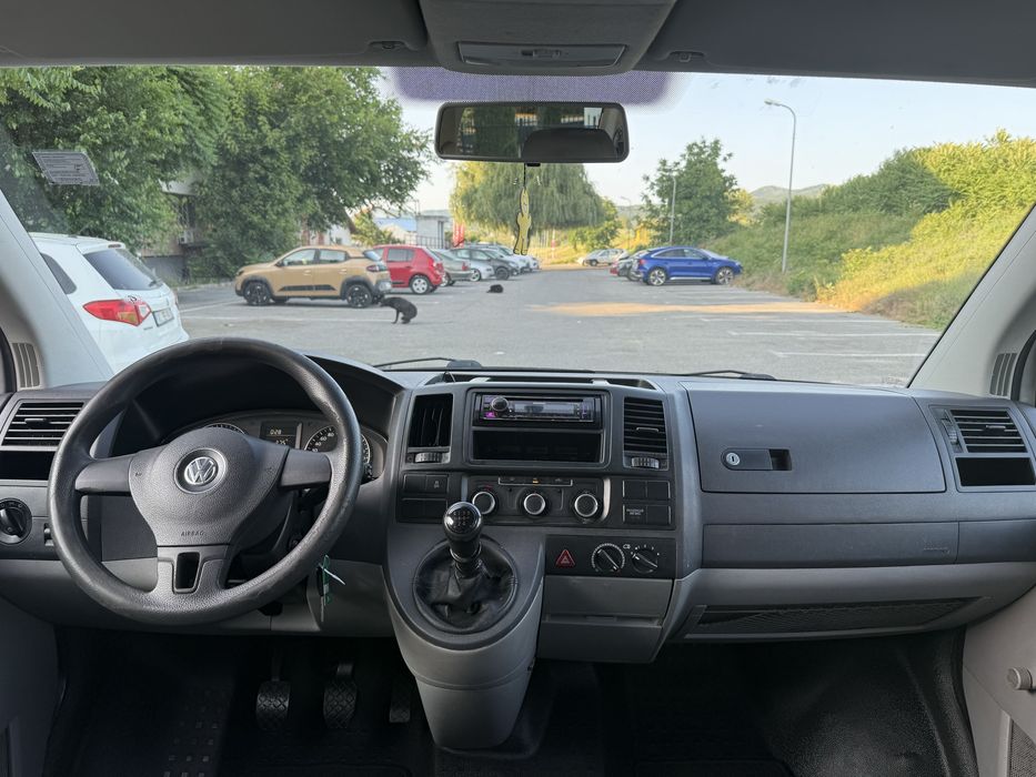 VW Transporter T5 Modelul Lung 2.0 Tdi Euro 5 cu 8+1 Locuri