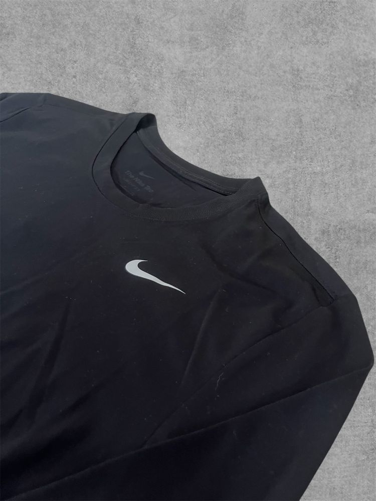 Блуза - Nike Tee