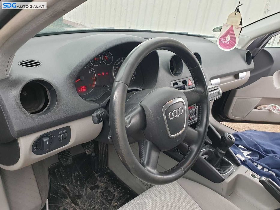 Kit Plansa Bord cu Airbag - uri si Centuri Audi A3 8P 2004 - 2008 [0171]