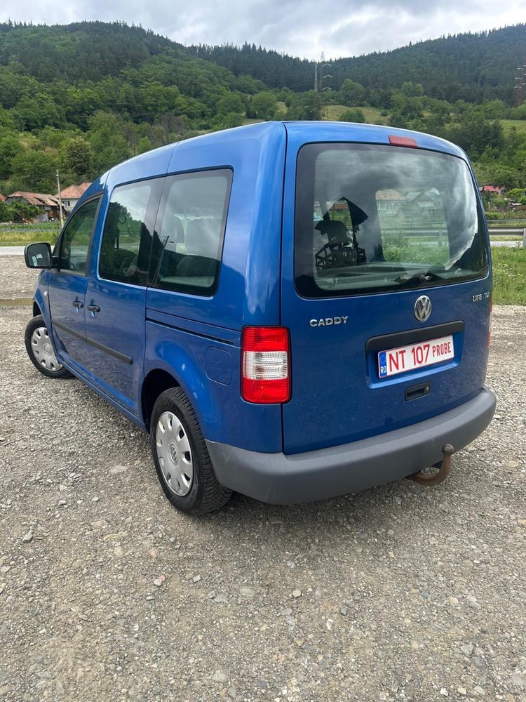 Vand VW Caddy life 5 locuri si aer conditionat