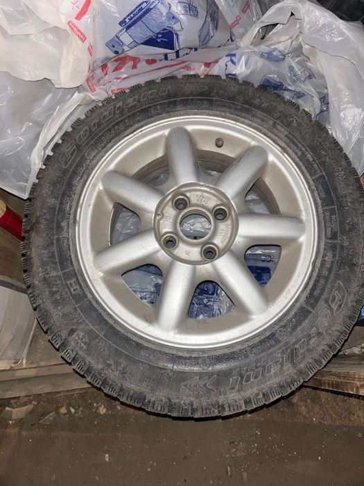 Диски с шипованной резиной