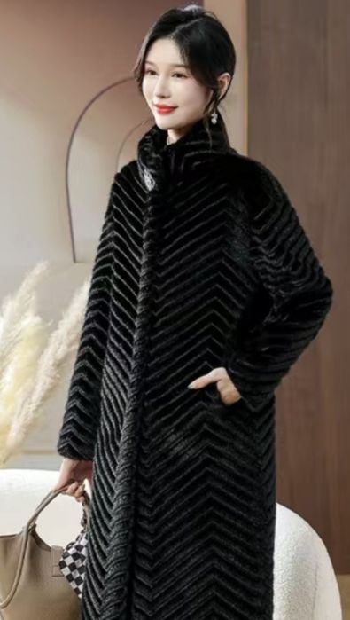 Шуба ЭКО СРОЧНО 30 000