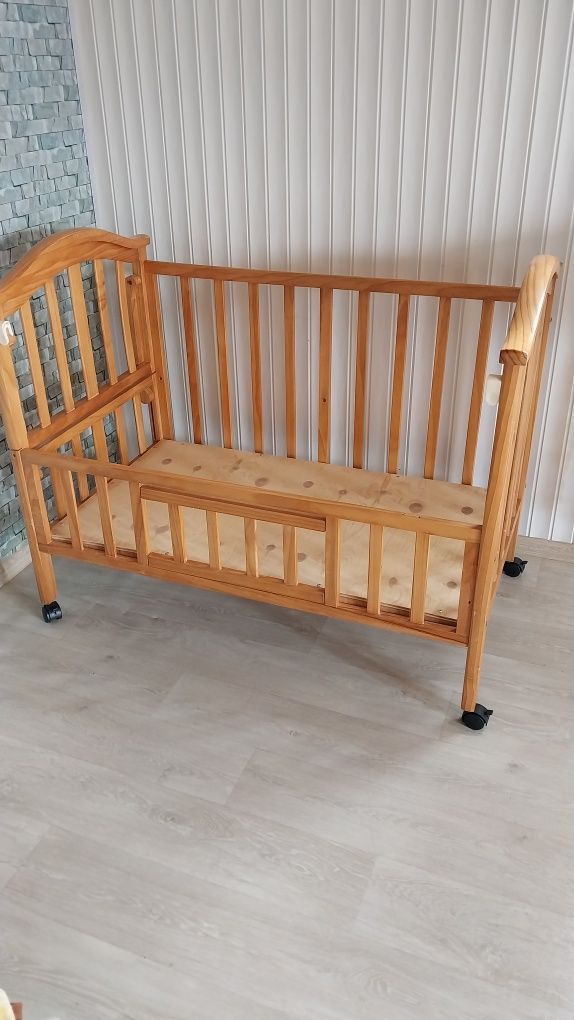 Срочно продам детскую кровать