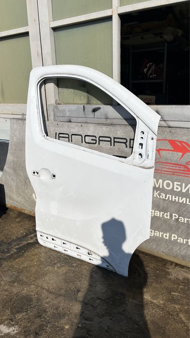Предна дясна врата Renault Traffic 3, Opel Vivaro B