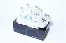 Versace Chain Reaction