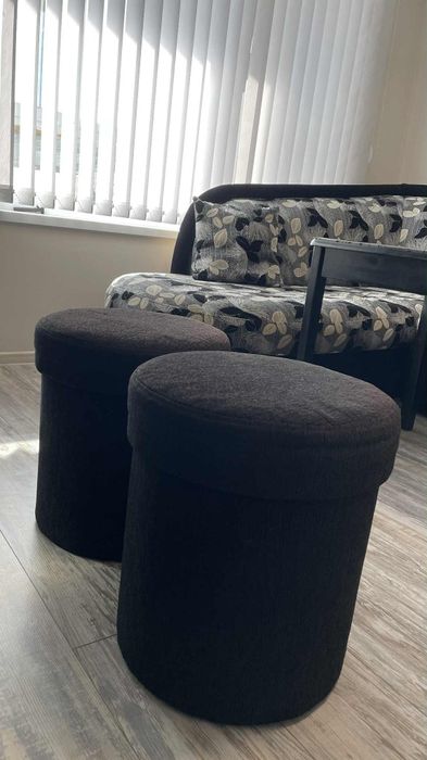 Продавам ъглов диван с таборетки 2 бр