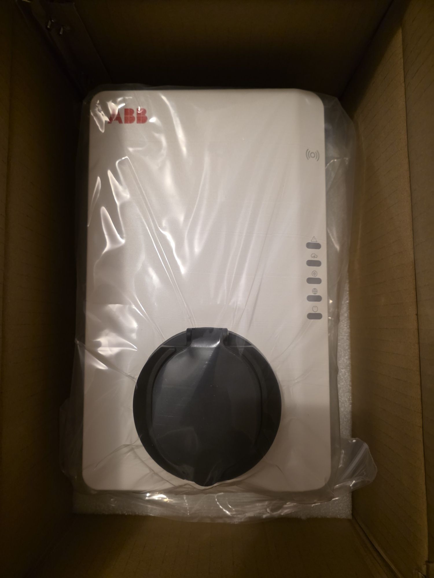 Statie incarcare monofazata ABB 7.4kw RFID