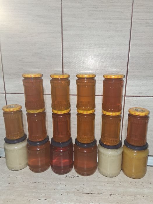 Vând miere de albine 30 kg