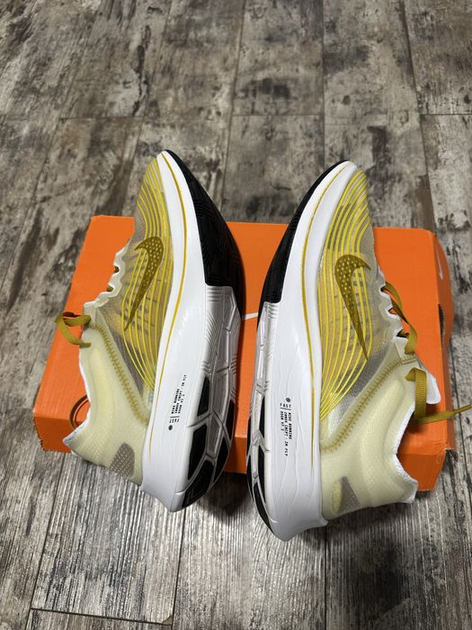 Nike zoom fly SP Dark Citron 42