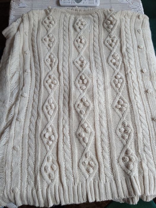 Нова дамска жилетка, тип Пончо