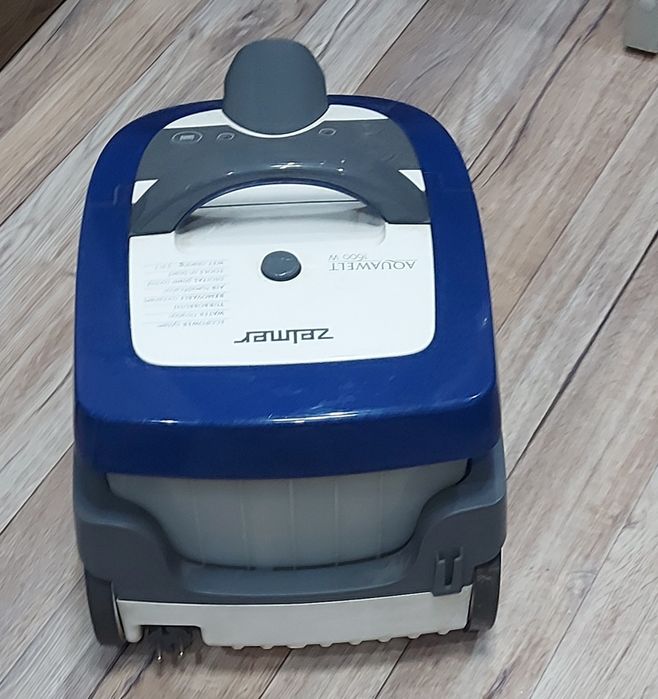 Моющий пылесос .