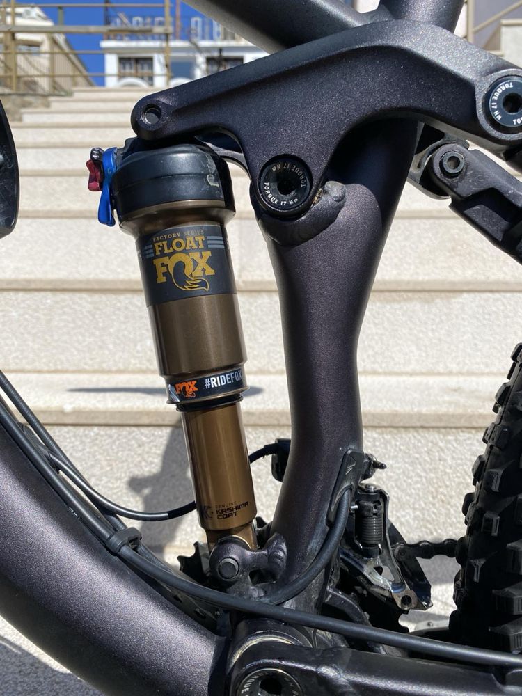 Спешно Колело Canyon Spectral 8 2017