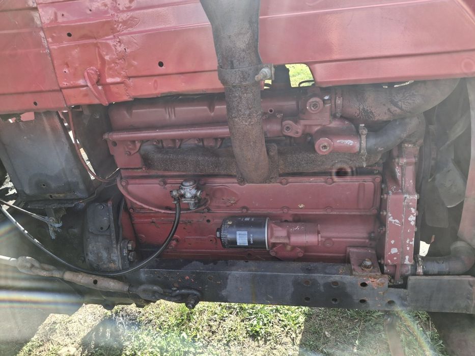 Tractor U650 cu troliu