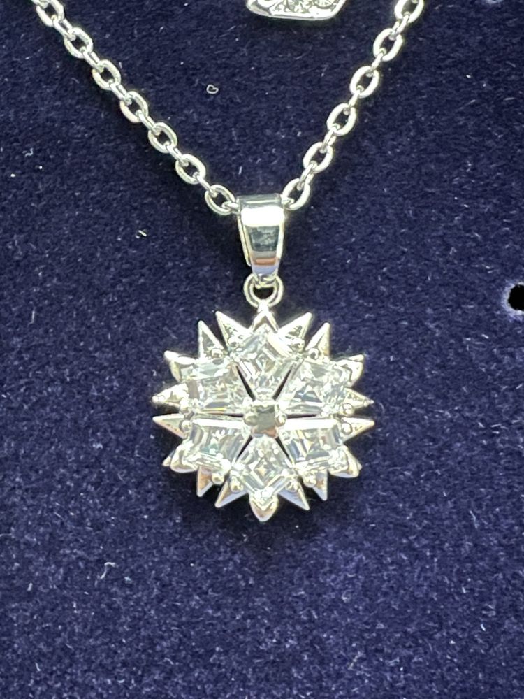 Колие Swarovski “Snowflake” НОВО