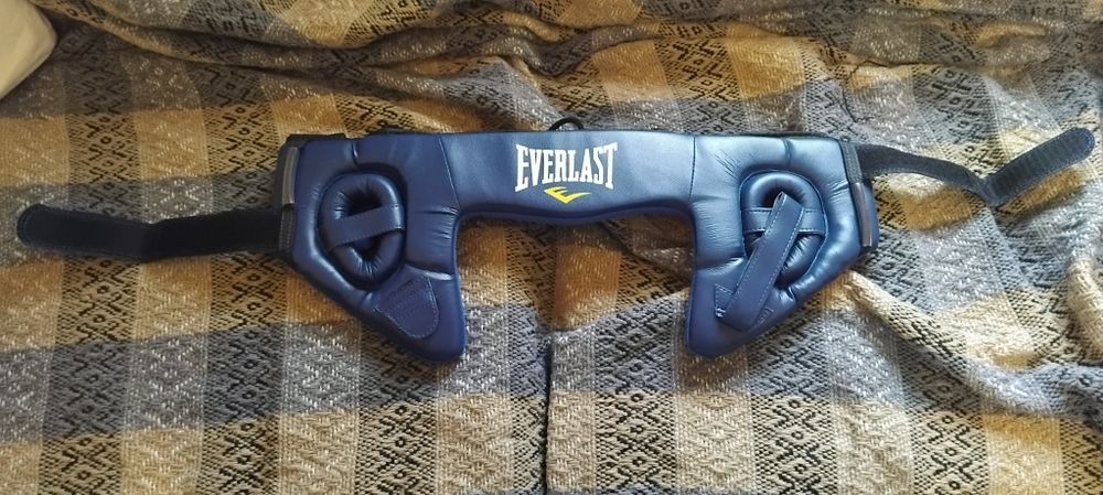 Шлем для  занятий боксом