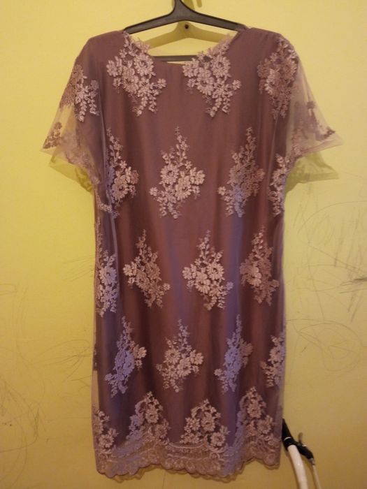 Платье новые и бу