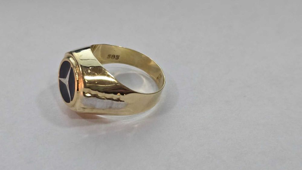 Златен мъжки пръстен 14 карата Mercedes