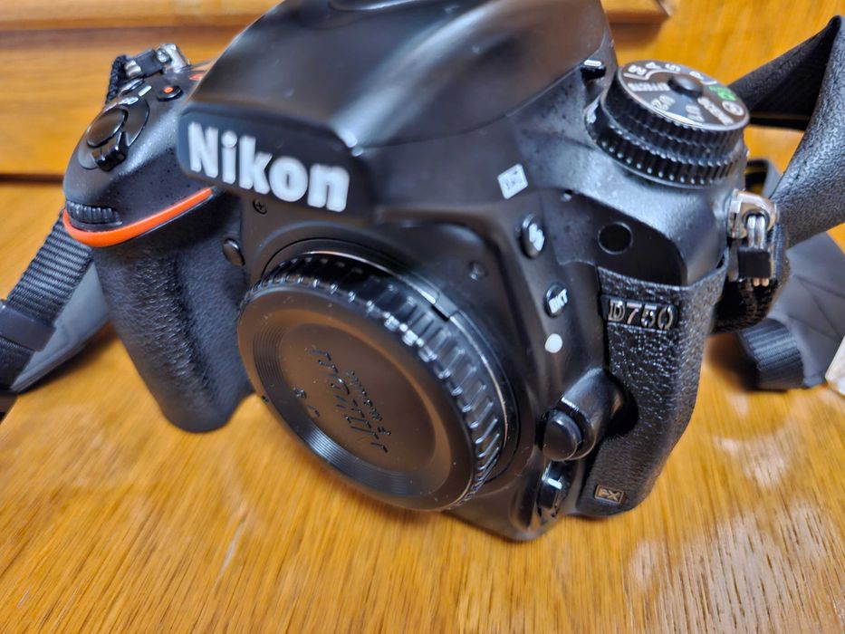 Vand Dslr Nikon D750