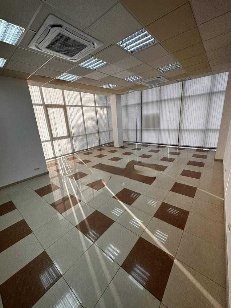 Дава се под наем Офис в Пловдив, Център - 240 кв.м за 1530 € - Снимка #6