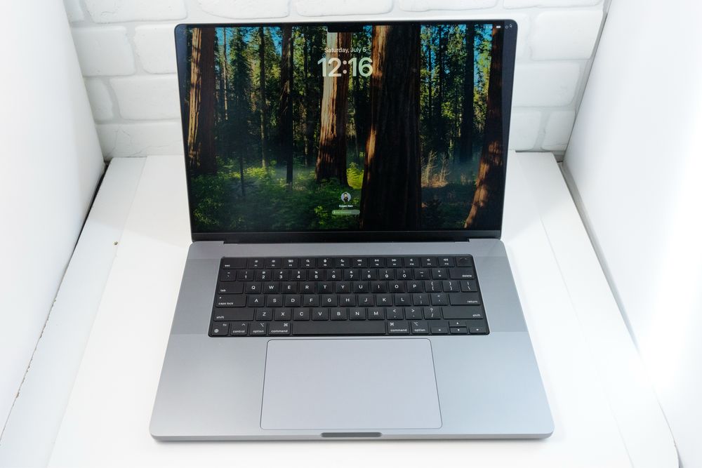Macbook m1 max 32gb 1tb 16inch