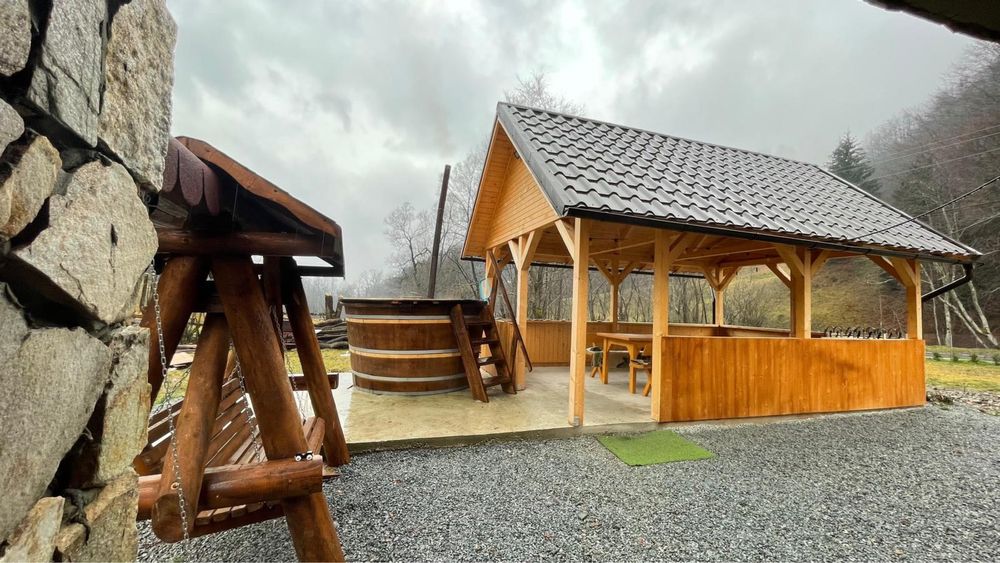 Cabana de inchiriat in Apuseni, Ciubar, Fara vecini, Foisor, Atv