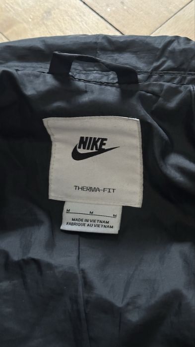 !ОРИГИНАЛНО! Nike черно яке размер M