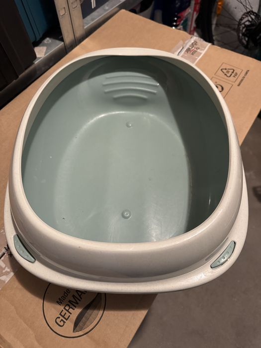 Vand litiera clasica pentru pisici