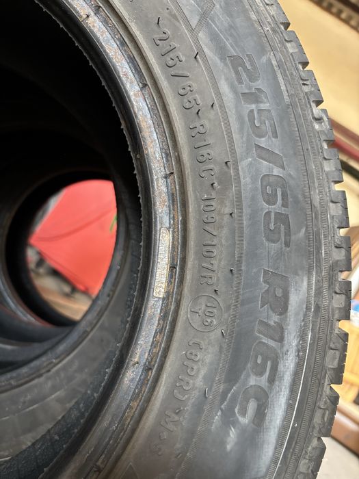 Зимни гуми Pirelli 215 65 16C