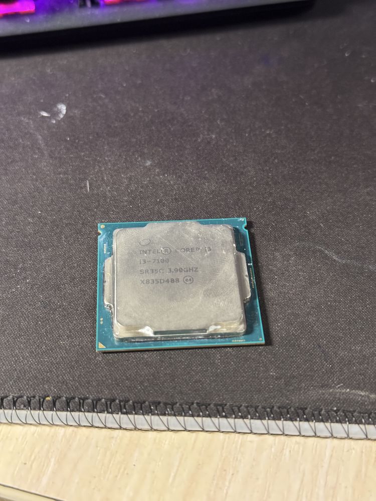 Процессор Intel core i3 7100
